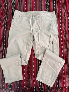 Vuori Women’s Ripstop Hiking Pants - Light Gray, Size XL